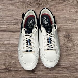 Stay Stylish and Comfortable: Keds Women's Rebel White Navy Blue Sneakers